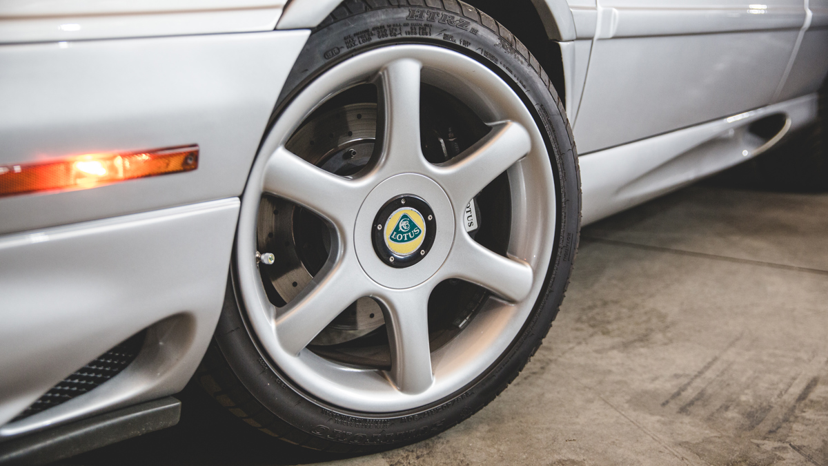 Wheel of 2001 Lotus Esprit V8 SE offered by RM Sotheby’s online 2019